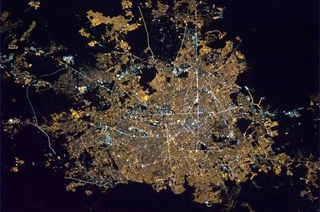 Illustration for article titled Un paseo nocturno por Nueva York, México o Las Vegas... desde el espacio